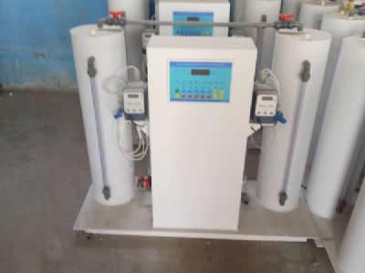 點擊查看詳細信息<br>標題：標準型二氧化氯發(fā)生器 閱讀次數(shù)：4614